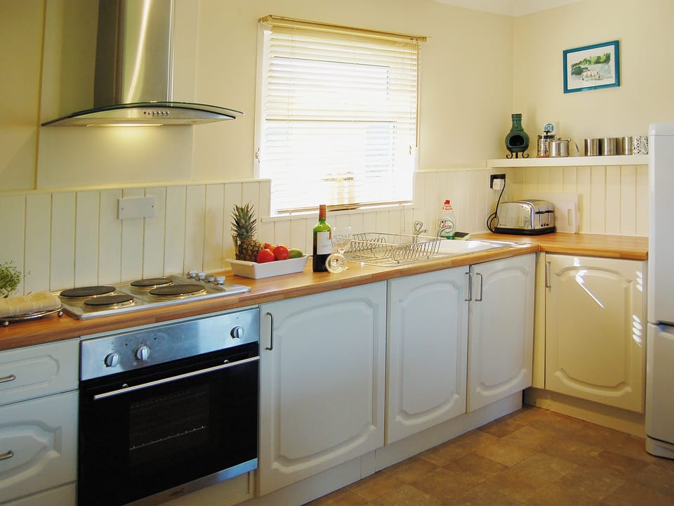 Open plan living/dining room/kitchen | Treginegar Cottages - Fistral, St Merryn, nr. Padstow