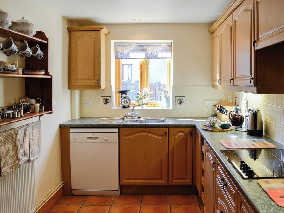 Lovely kitchen | Carters Cottage - The Old Timberyard, Puncknowle, near Dorchester