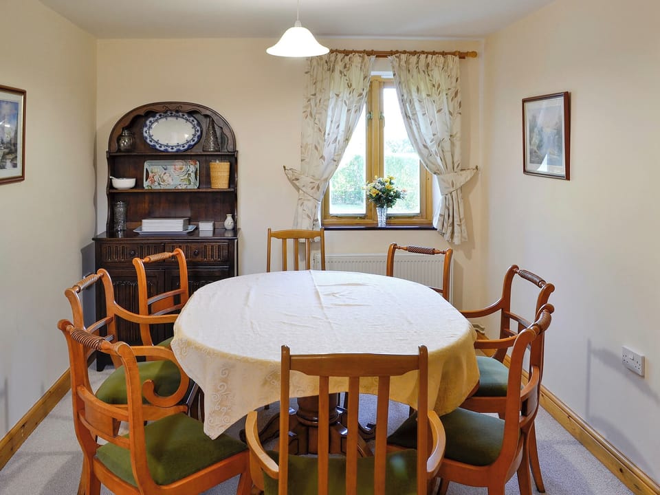Delightful family dining room | Carters Cottage - The Old Timberyard, Puncknowle, near Dorchester