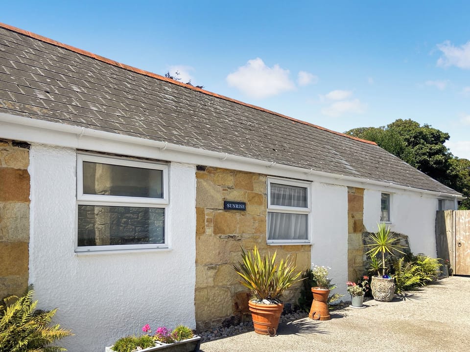 Sunrise (Exterior) | Sunrise - Little Crugwallins, St Austell