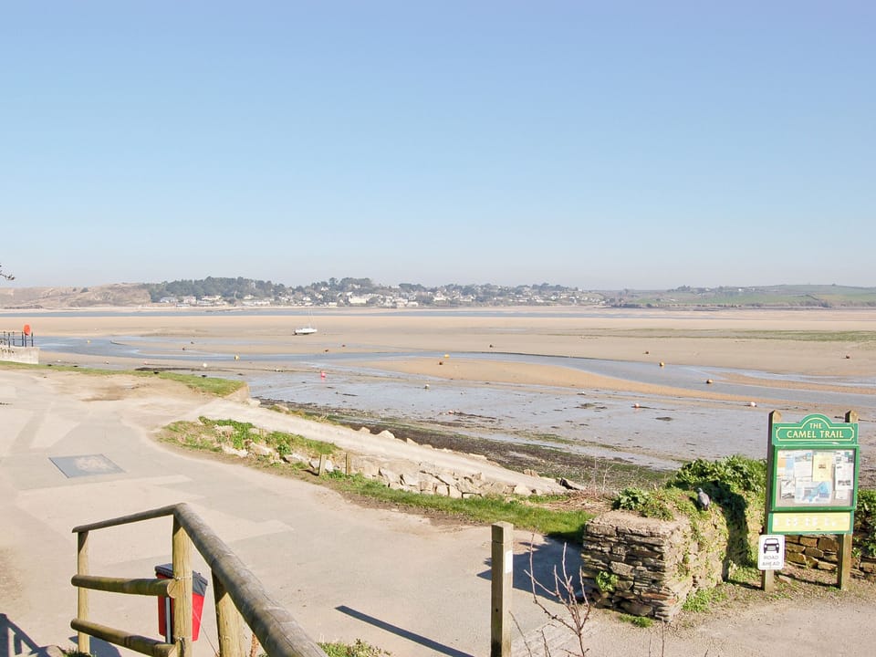 Camel Trail Padstow | Chynoweth, St Merryn, nr. Padstow