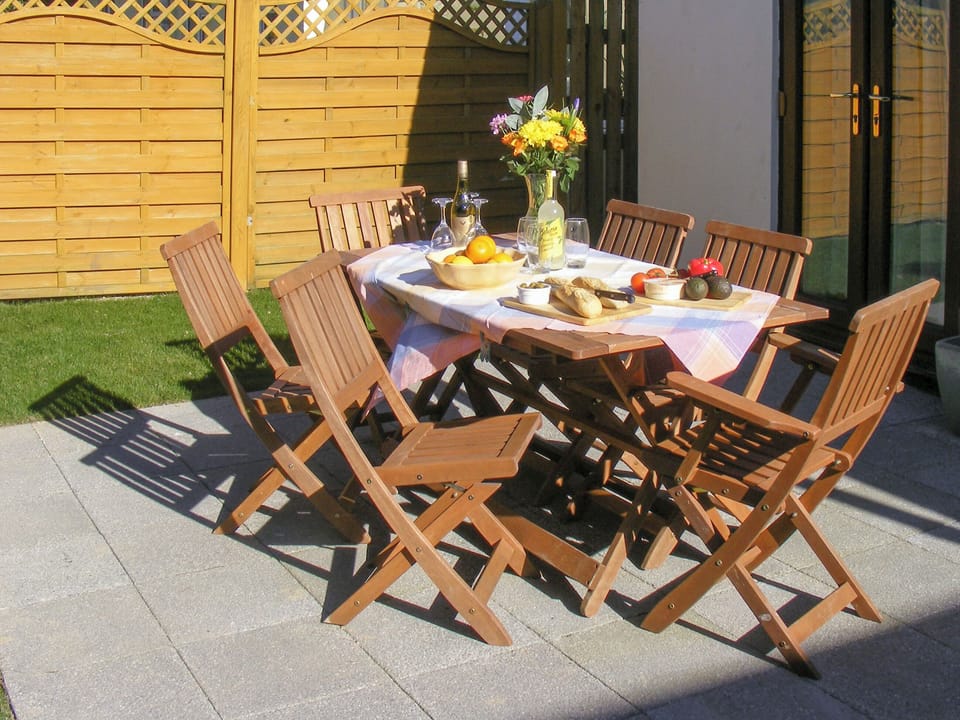 Sitting-out-area | Chynoweth, St Merryn, near Padstow