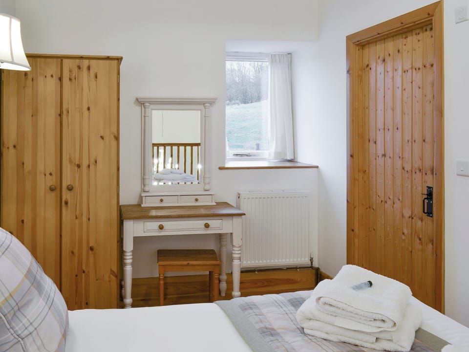Comfortable double bedroom | The Hay Barn - Ash Farm Barns, North Willingham, near Market Rasen