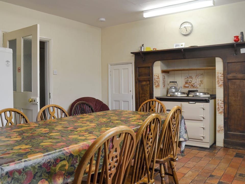 Convenient dining area within kitchen | The Coach House, Craven Arms