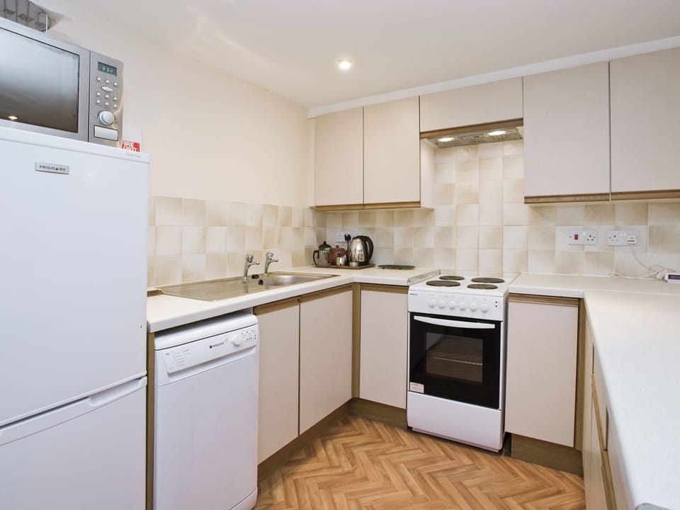 Open plan living/dining room/kitchen | Wayford Bridge Granary - Grebe, Wayford Bridge, nr. Stalham