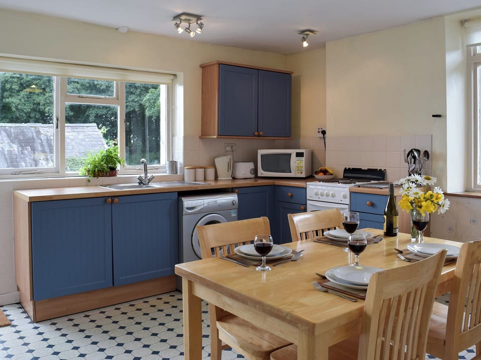 Kitchen/diner | Popehill Farm Apartment, Popehill, near Johnston