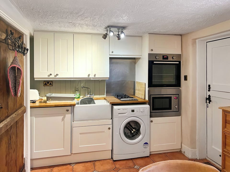 Kitchen | Rustic Cottage, Bowness-on-Windermere