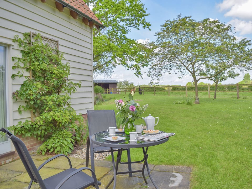 Peaceful sitting out area | The Glass Room, Ardleigh Heath, near Colchester