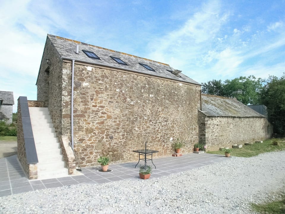 Exterior | Pear Tree Cottage, St Mellion, Saltash
