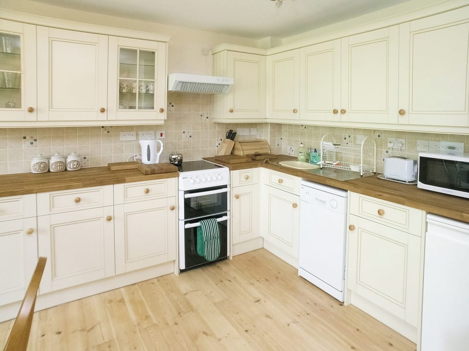Kitchen/diner | Pear Tree Cottage, St Mellion, Saltash