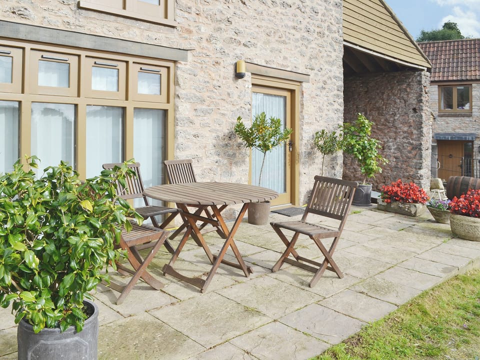 Sitting-out-area | The Threshing Barn, Westbury Sub Mendip, nr. Wells