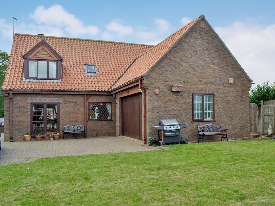 Charming holiday accommodation | The Bungalow, Lebberston, near Filey