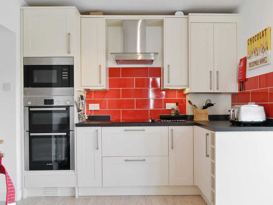 Kitchen | 3 Barf Cottages, Portinscale