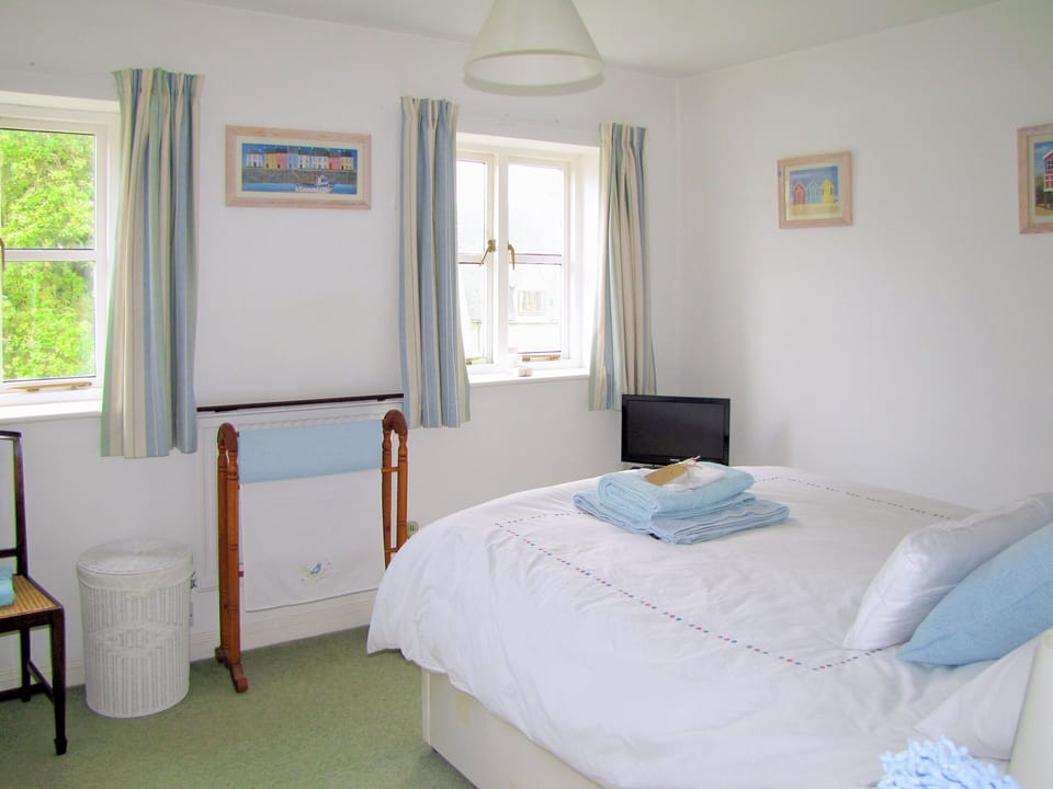Downstairs Bedroom | Toad Hall, Island Harbour, near Newport