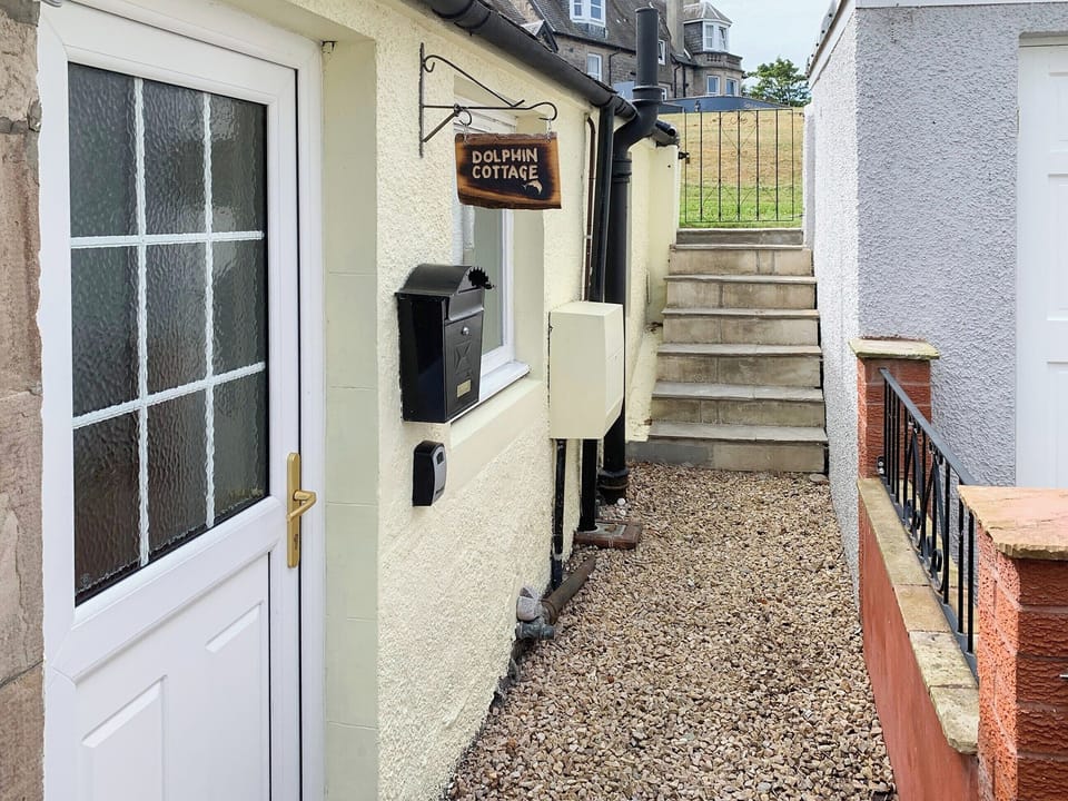 Exterior | Dolphin Cottage, Nairn