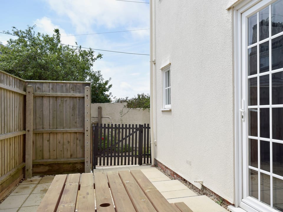 Sitting-out-area | Mariners Lodge, Felixstowe Ferry