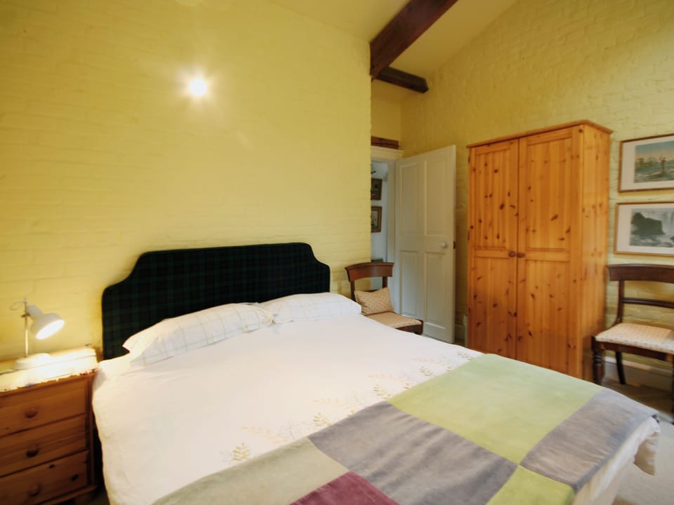 Double bedroom | Deer Park Cottage, Gunton Park, nr. Hanworth