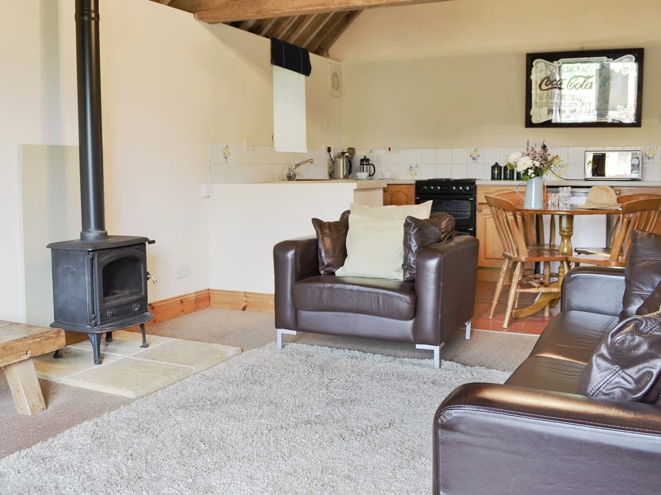 Spacious living area | The Carthouse, Lea, Malmesbury