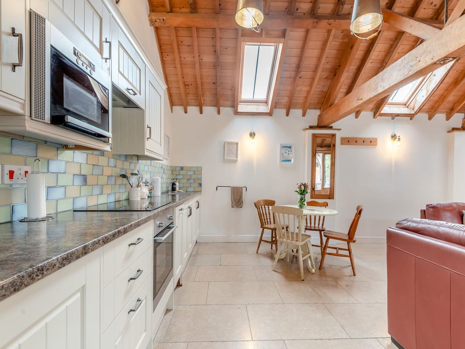 Kitchen area | The Parlour - Milton End Farm Barns, Arlingham, near Frampton-on-Severn