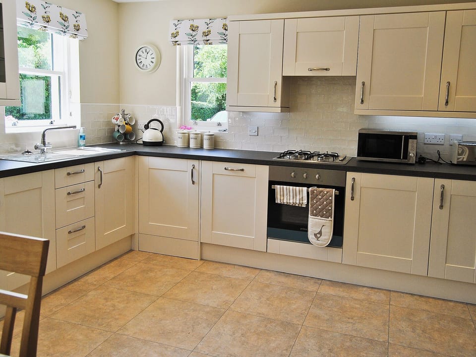 Kitchen/diner | Bramble Cottage, Wimborne