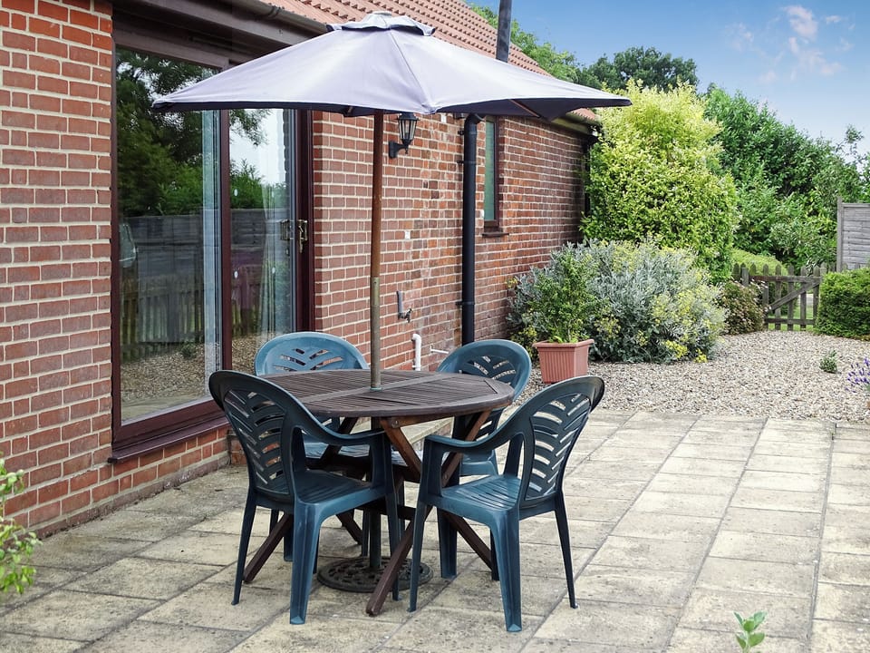 Sitting out area | Meadow View, Leiston, near Aldeburgh