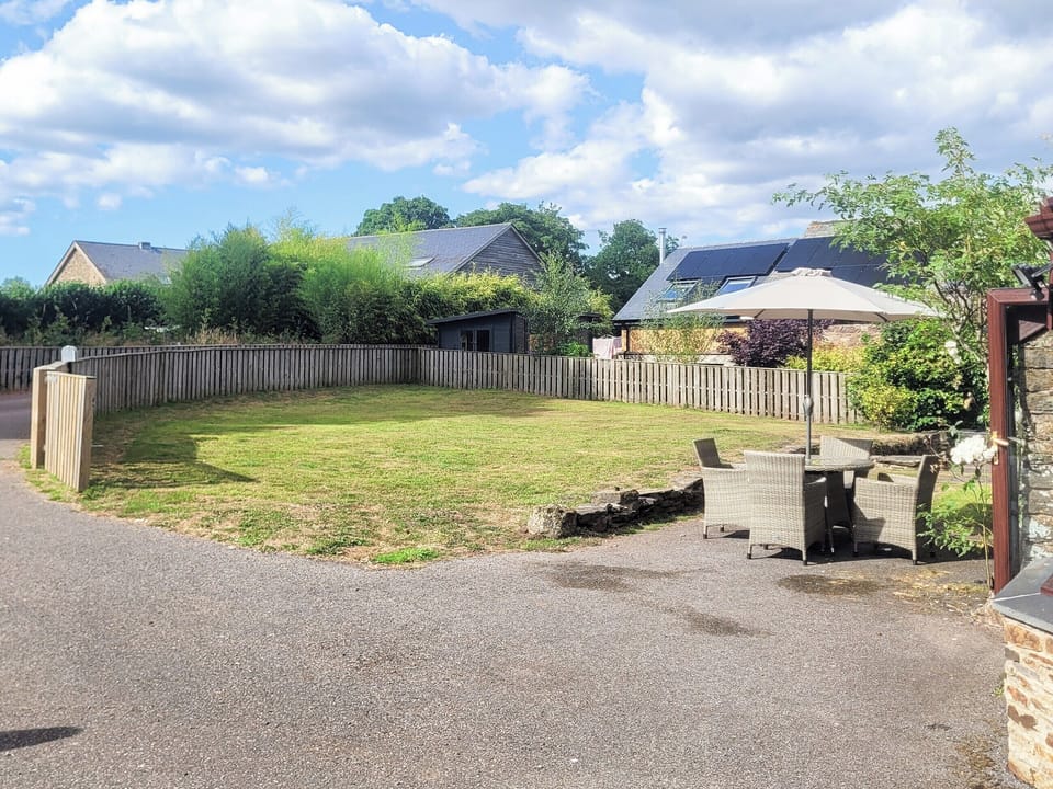 Exterior | Garden Cottage, Halwell, near Totnes