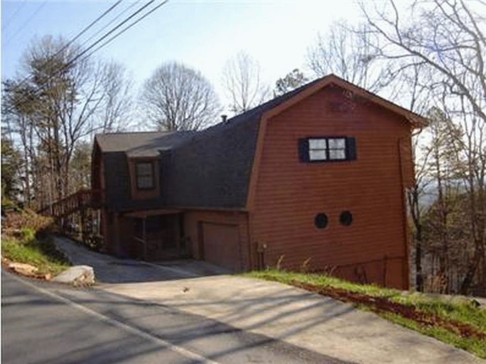 Black Bear Lodge