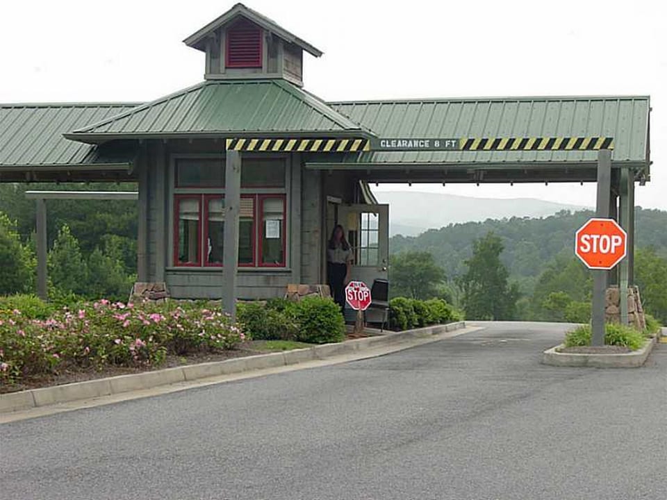 Lake Arrowhead Is A Gated Resort.