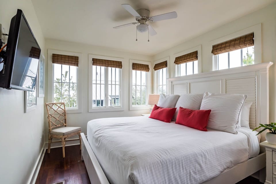 Third Floor: Primary Bedroom