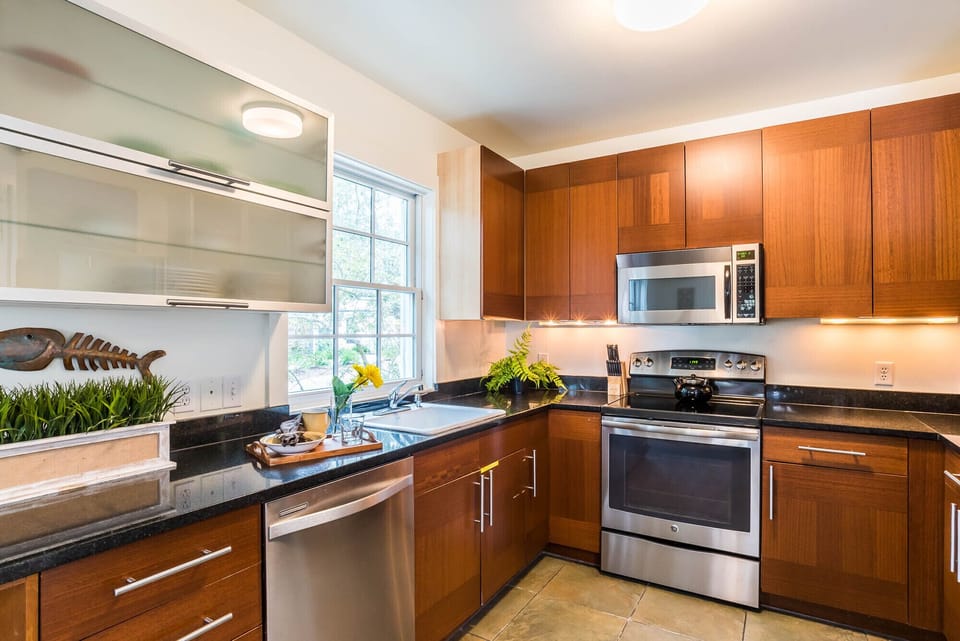 First Floor: Kitchen