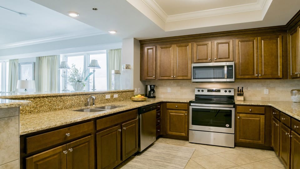 Phoenix Orange Beach 601 Kitchen