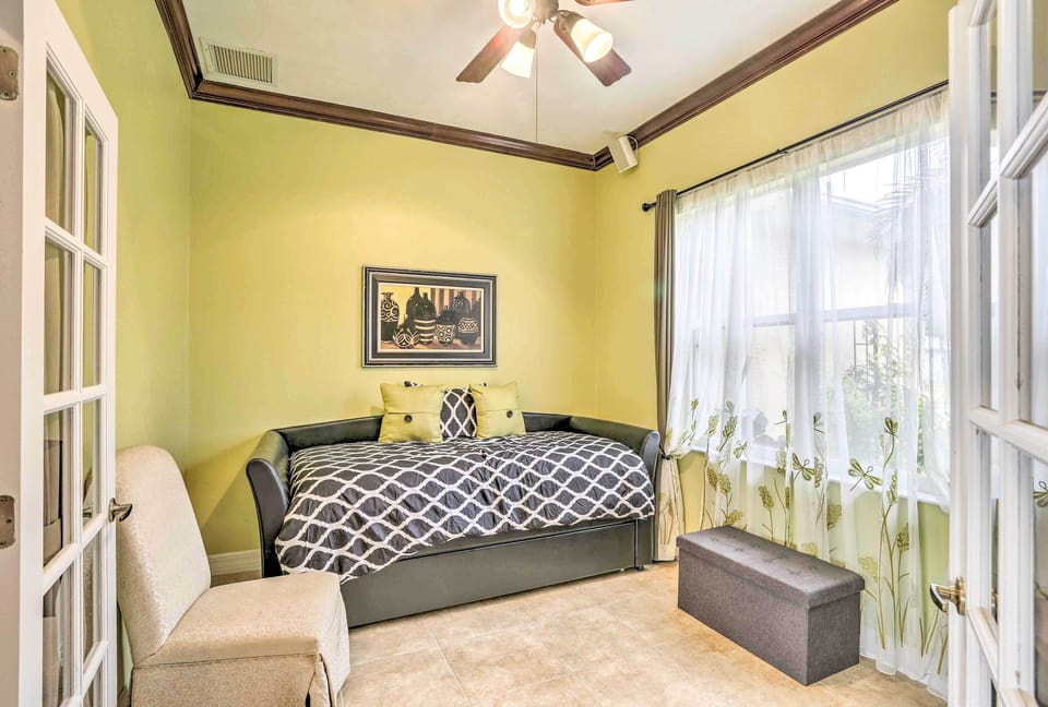 Bedroom 4 | Twin Bed w/ Twin Trundle Bed