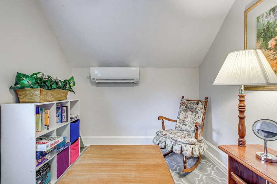 Sitting Room | Games & Books