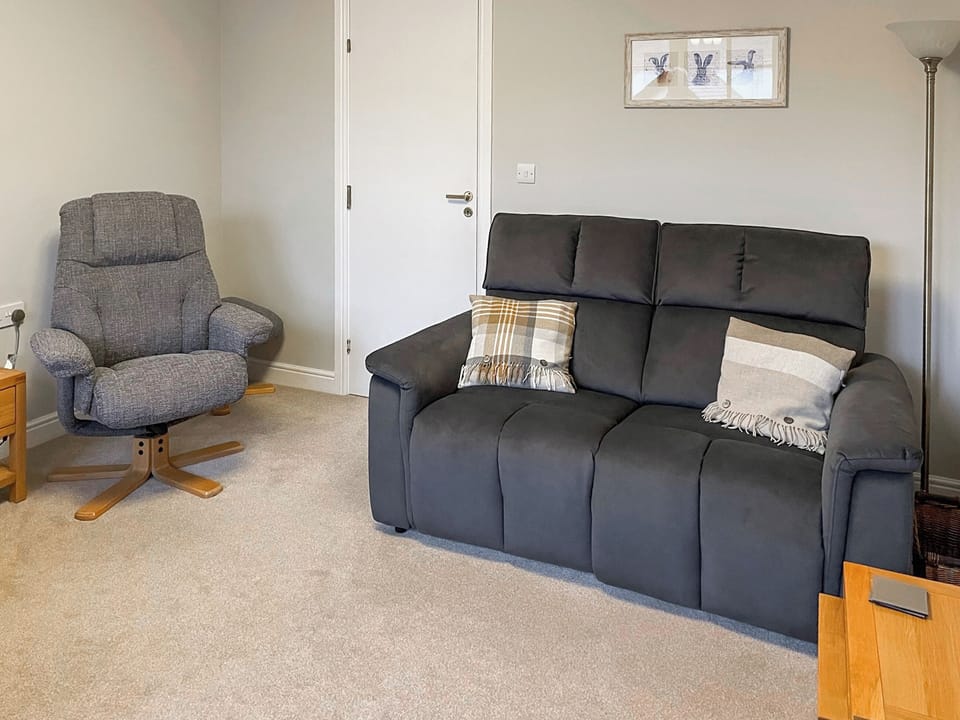 elcoming living and dining room | Limetrees - Hewetson Court - Hewetson Court, Keswick