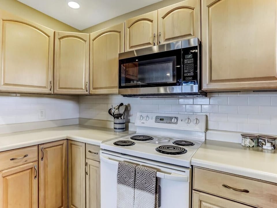 Bright White Backsplash