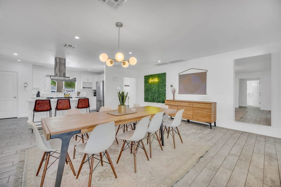 Open floor plan boasts plenty of seating for friends and family