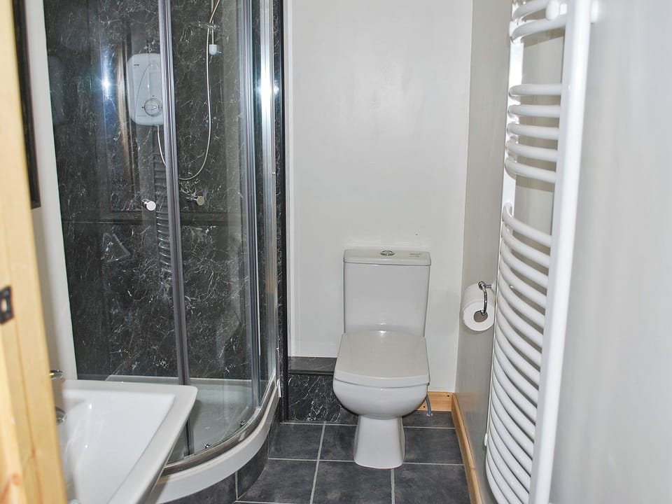 Shower room | Bramley Farm Cottages - The Barn, Whalley