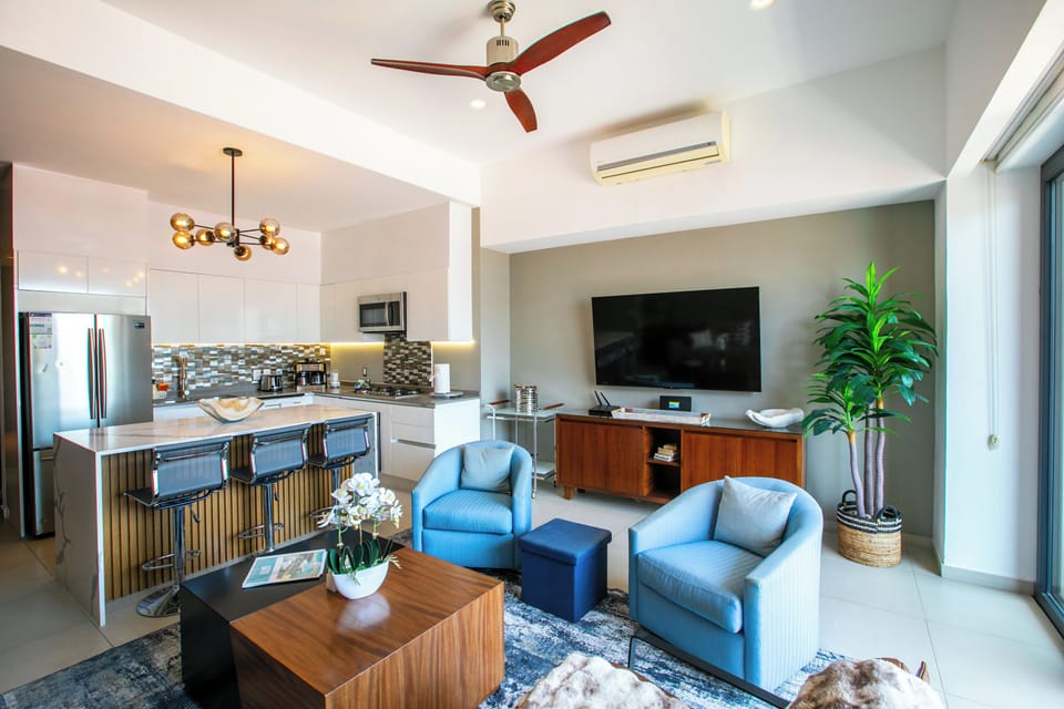 Fan and air conditioning to keep you cool