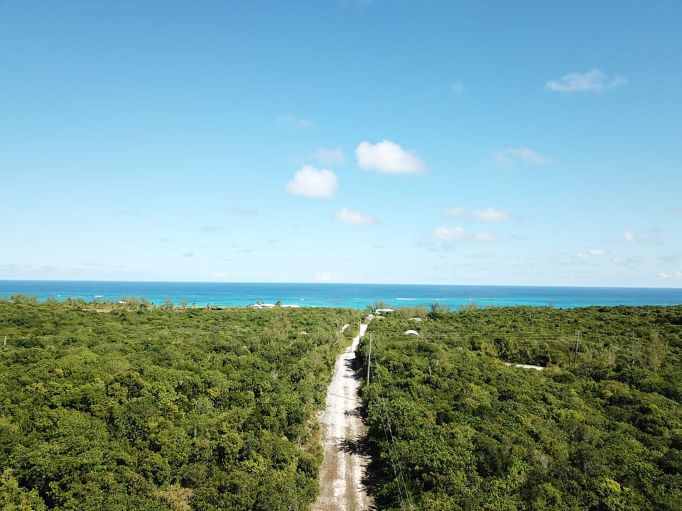 Lotus Lane Ocean View Cottage Cottage in North Eleuthera