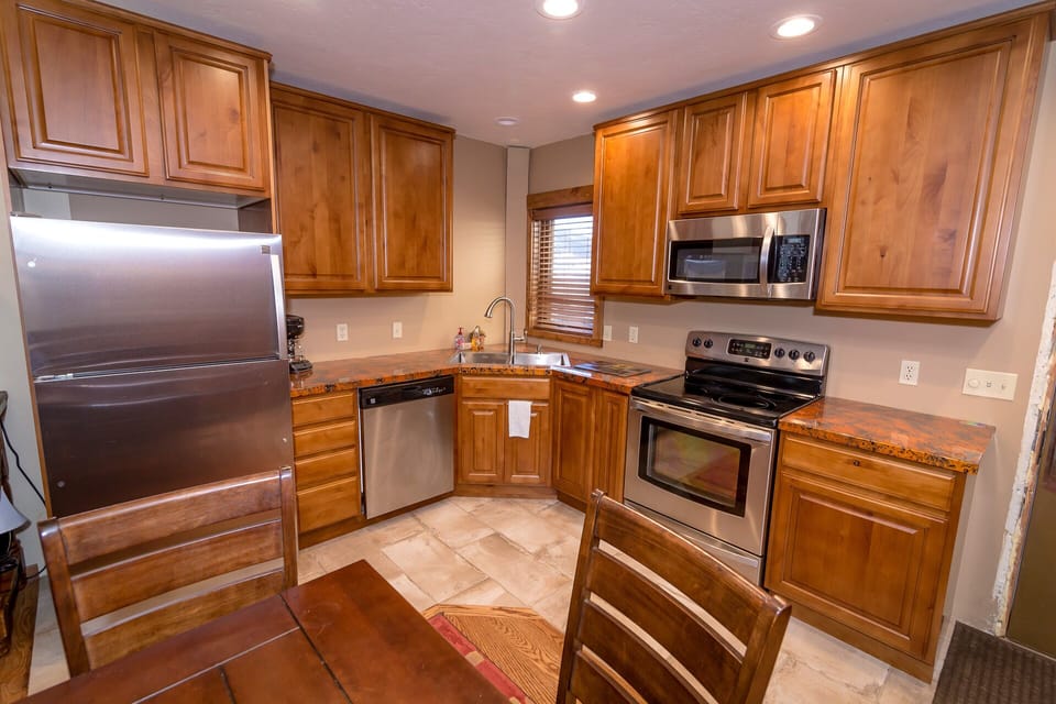 Full Kitchen with heated tile!
