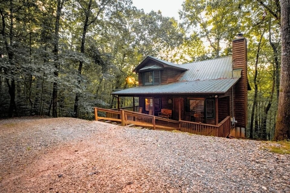 "OAKRIDGE"  Cabin
