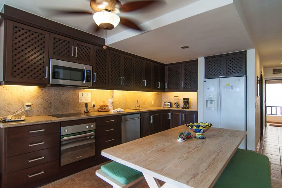 Kitchen is well stocked with great equipment and utensils. 