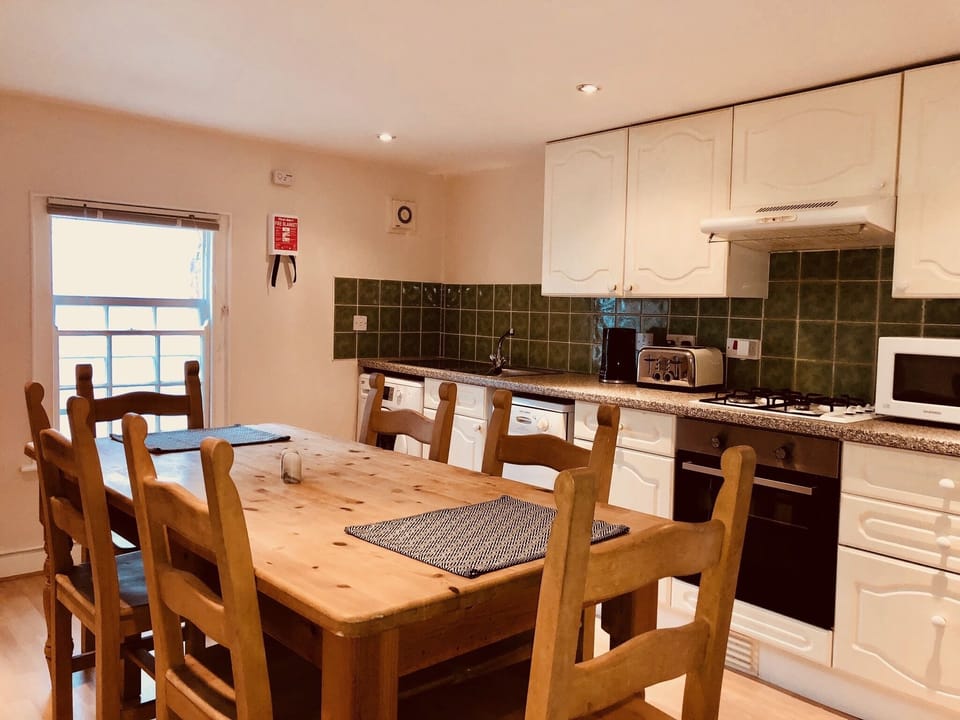 Additional Photo of the Large Family Kitchen