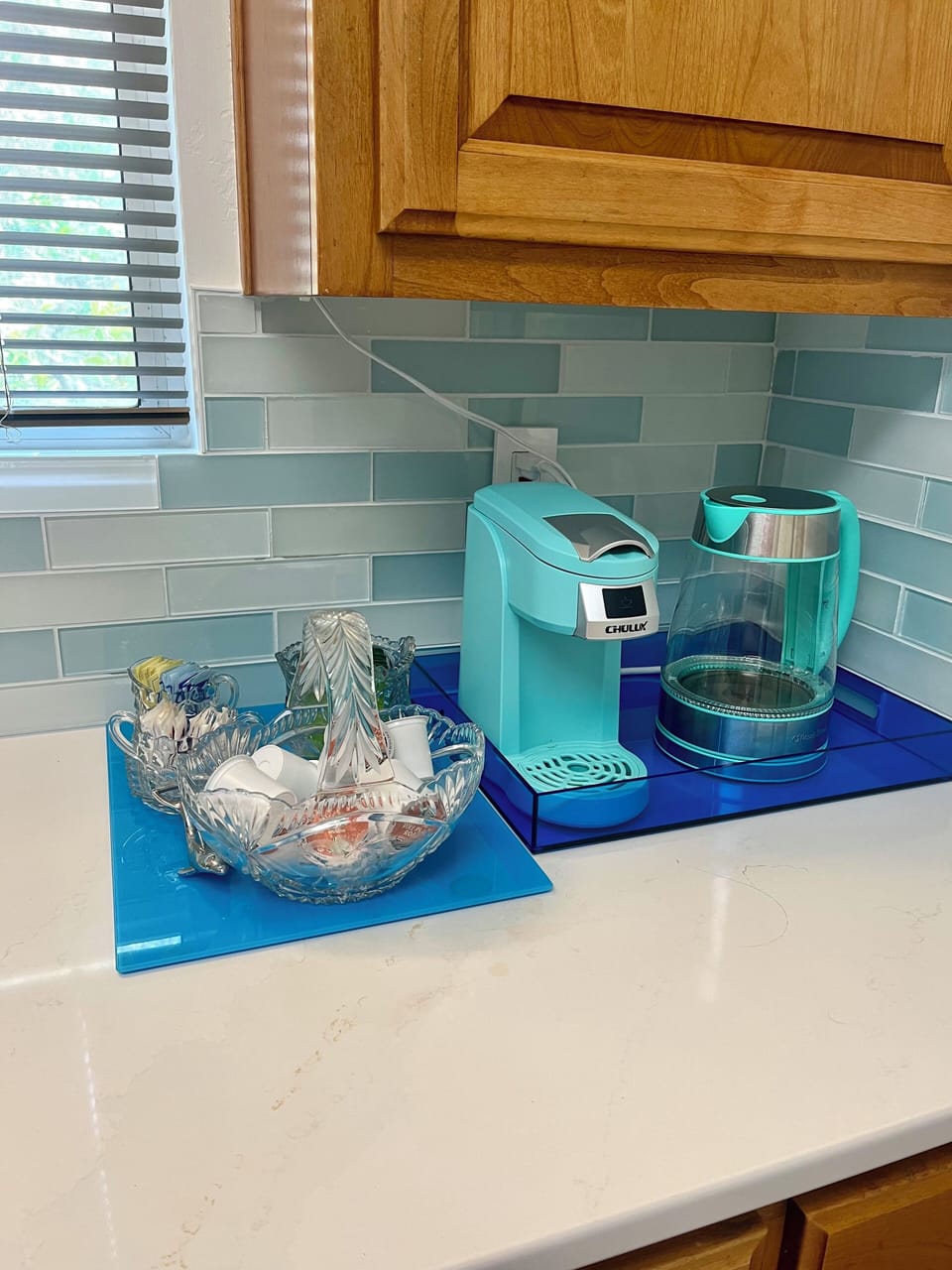 Coffee maker & electric kettle.  Coffee pods and tea provided