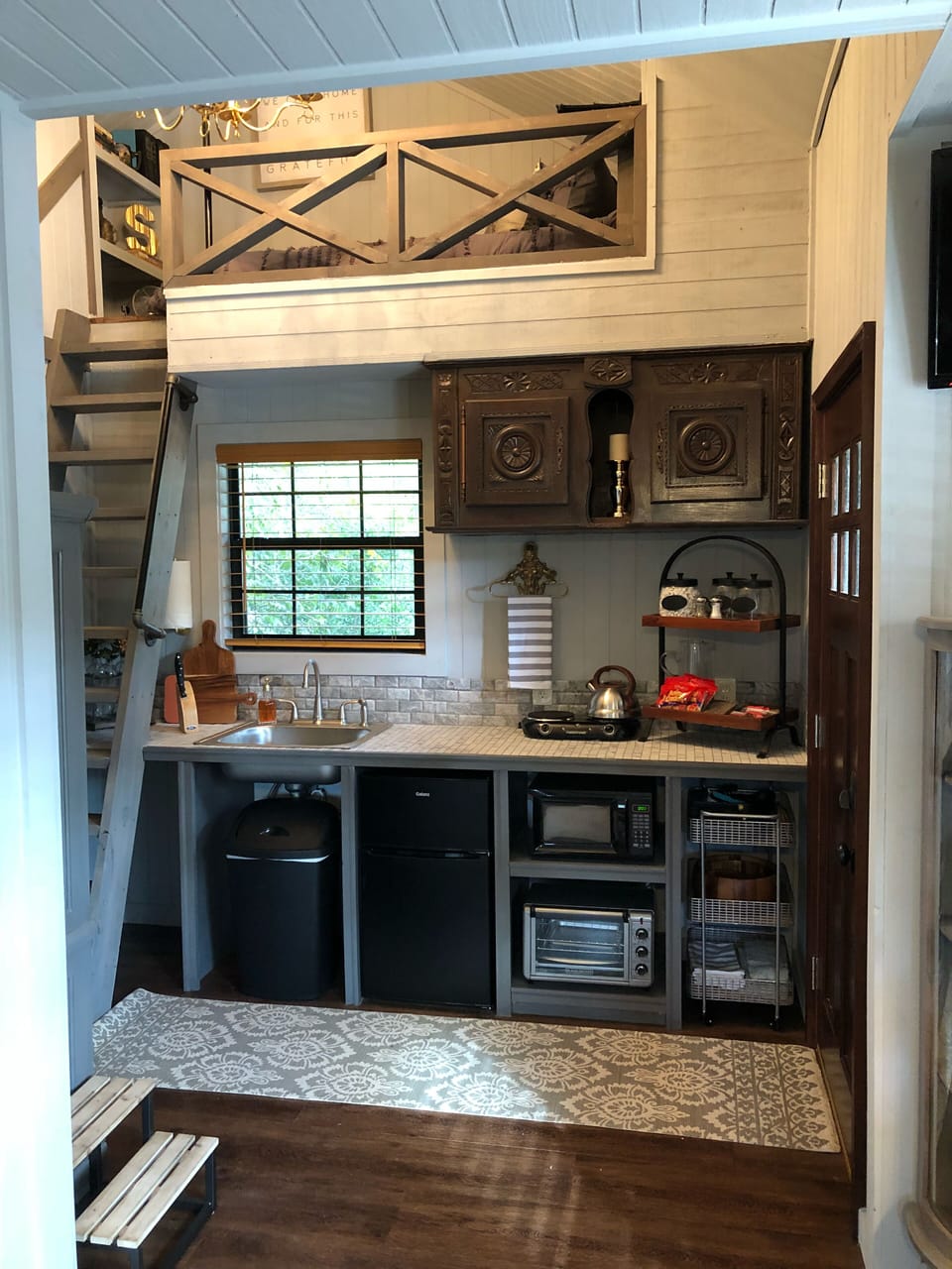 Kitchen/Loft Bed