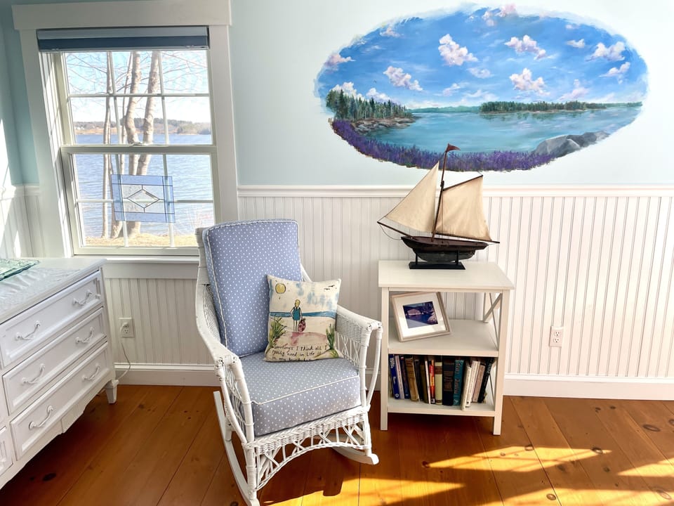 Primary bedroom mural (painted by local artist).