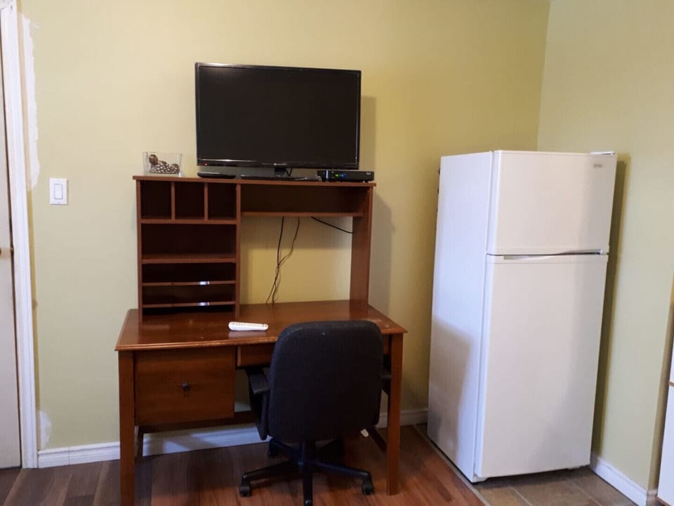 office desk in third room