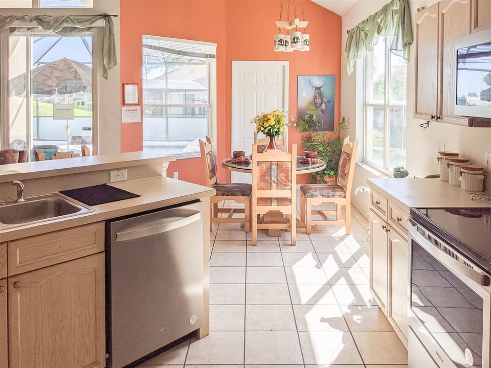 Fully Equipped Kitchen with Stainless Steel Appliances
