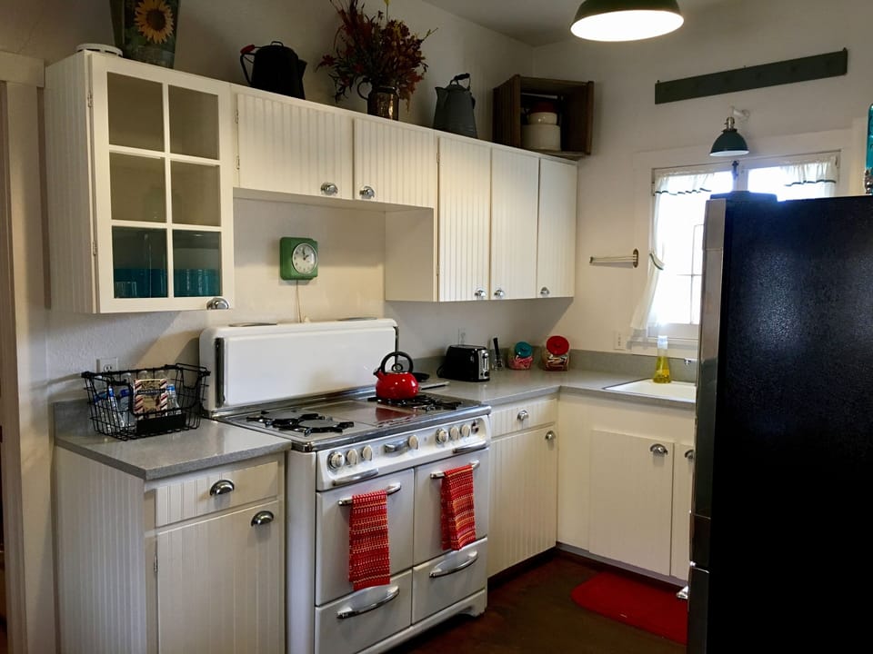 Fully Stocked Kitchen.