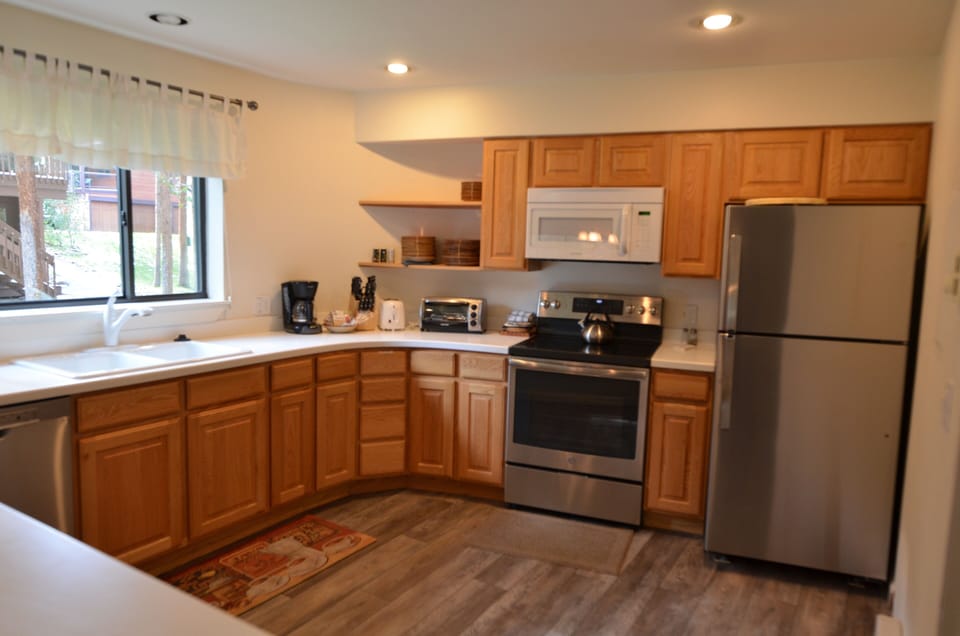 Fully Equipped Kitchen - Recently remodeled kitchen that is fully equipped.